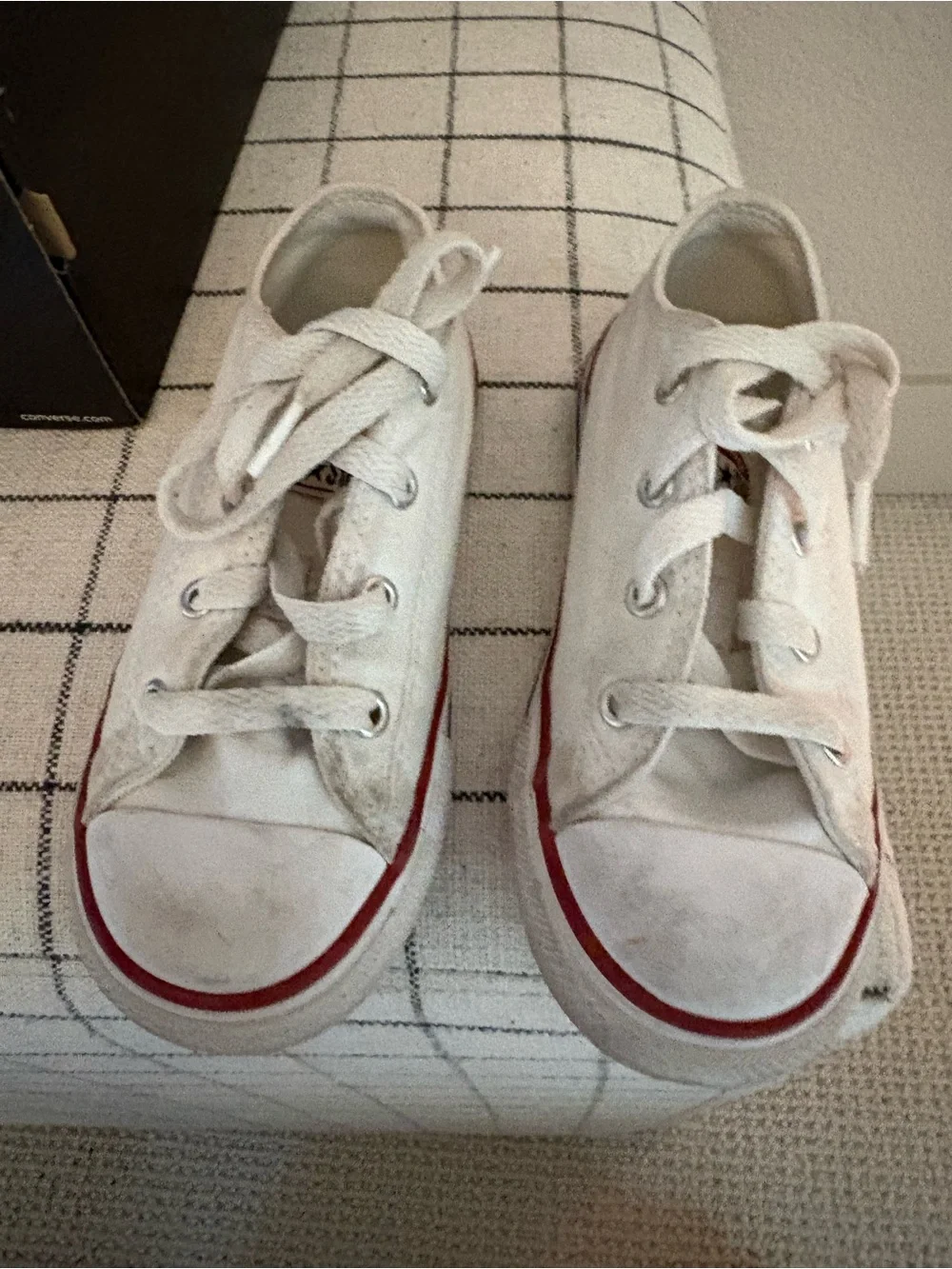 Converse classic low
